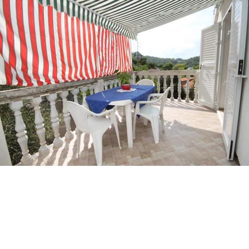 Apartments by the sea Brna (Korcula) - 9149