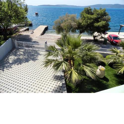 Apartments by the sea Brodarica (Sibenik) - 4195