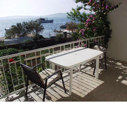 Apartments by the sea Brodarica (Sibenik) - 961