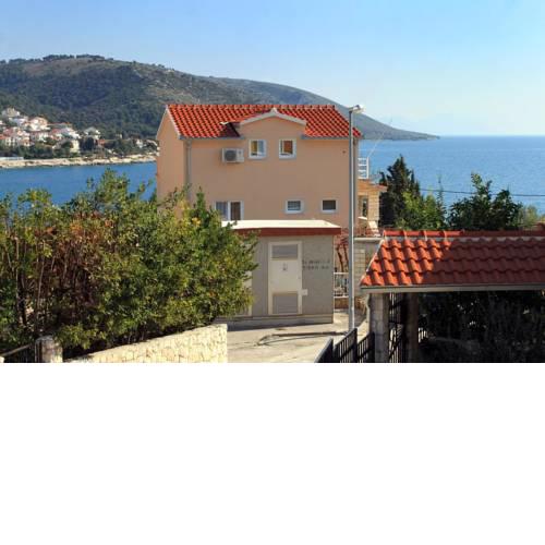 Apartments by the sea Businci (Ciovo) - 4668