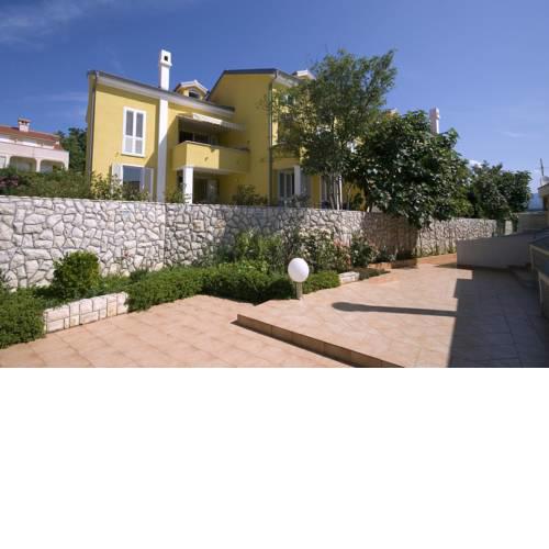 Apartments by the sea Cizici (Krk) - 15496