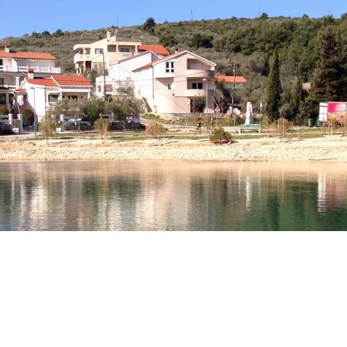 Apartments by the sea Cove Mala Lamjana (Ugljan) - 11019