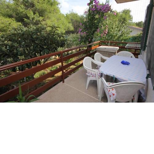 Apartments by the sea Cove Mala Lamjana (Ugljan) - 827