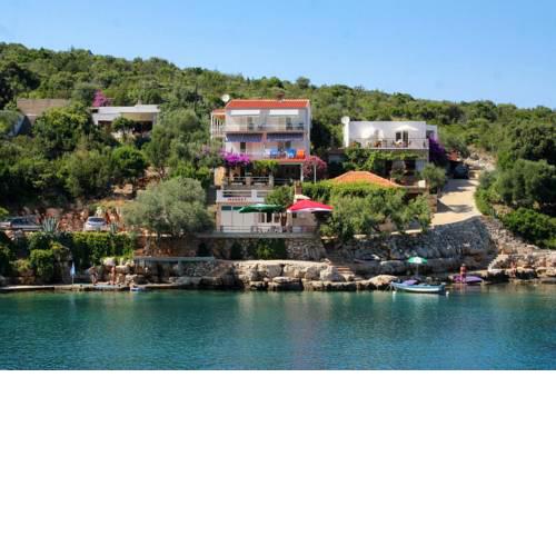 Apartments by the sea Cove Zarace (Gdinj) (Hvar) - 4598