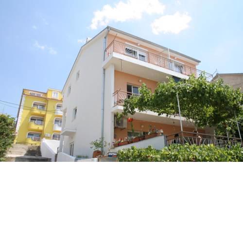 Apartments by the sea Dramalj (Crikvenica) - 2376