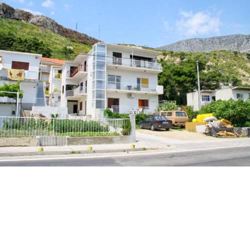Apartments by the sea Duce (Omis) - 4804
