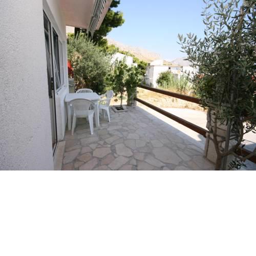 Apartments by the sea Duce (Omis) - 955