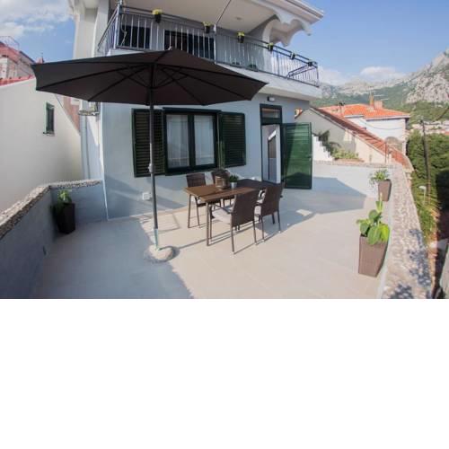 Apartments by the sea Gradac (Makarska) - 16039