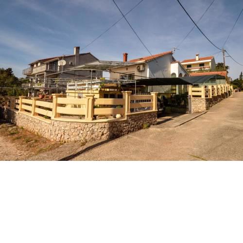 Apartments by the sea Guduce (Ugljan) - 13274