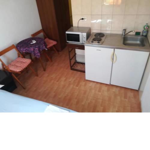Apartments by the sea Igrane (Makarska) - 17311