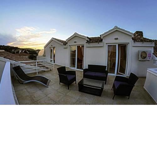 Apartments by the sea Jezera (Murter) - 17007
