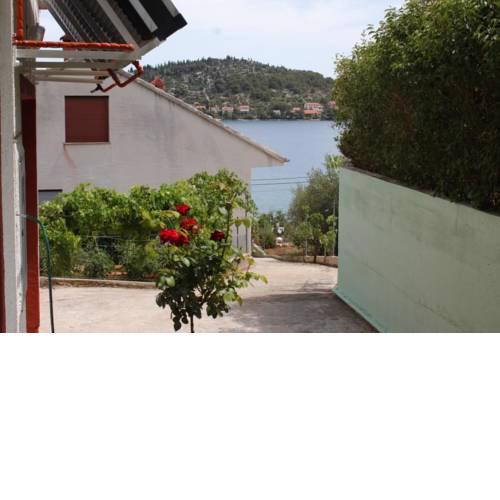 Apartments by the sea Kali (Ugljan) - 8234