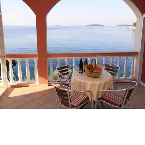 Apartments by the sea Karbuni (Korcula) - 16286