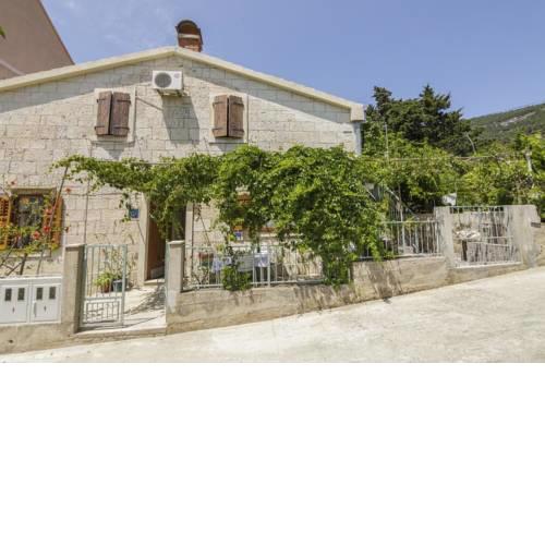 Apartments by the sea Komiza (Vis) - 11671
