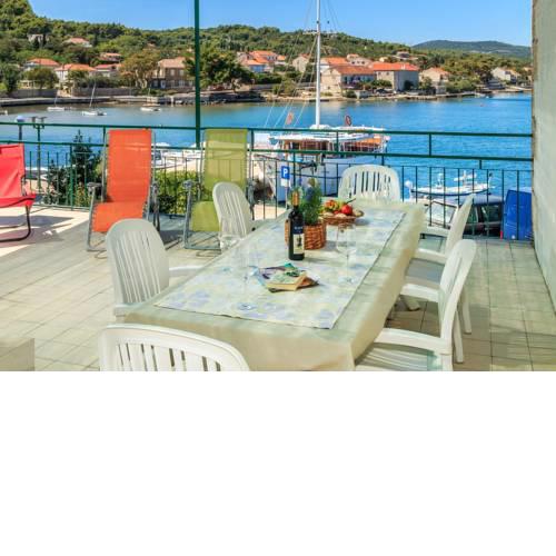 Apartments by the sea Lumbarda (Korcula) - 9173
