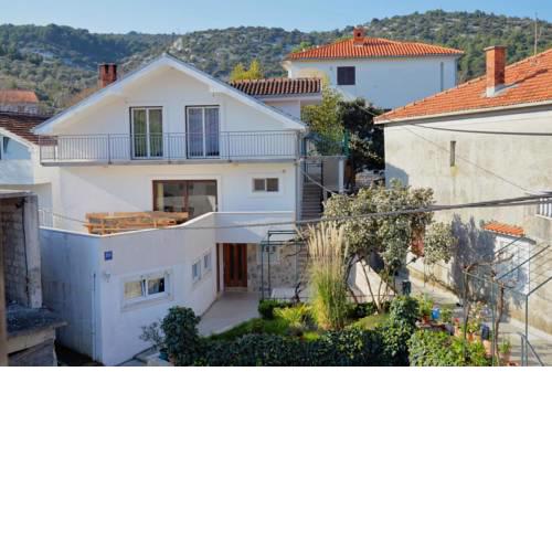 Apartments by the sea Marina (Trogir) - 10238