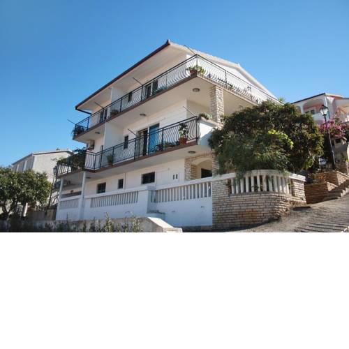 Apartments by the sea Mastrinka (Ciovo) - 2049
