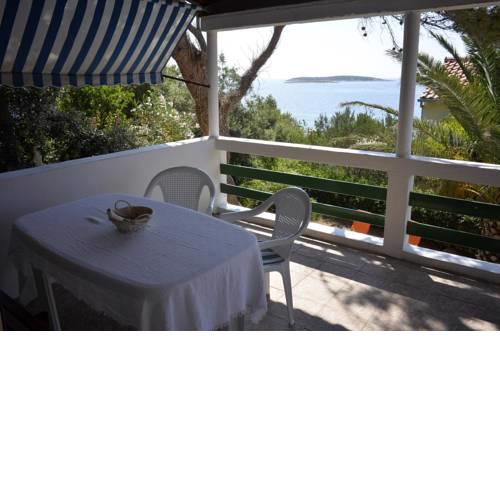 Apartments by the sea Milna (Vis) - 8942