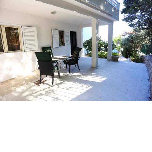Apartments by the sea Mimice (Omis) - 2774