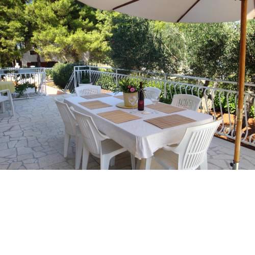 Apartments by the sea Mirca (Brac) - 2853