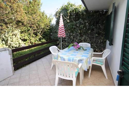 Apartments by the sea Mudri Dolac (Hvar) - 4042