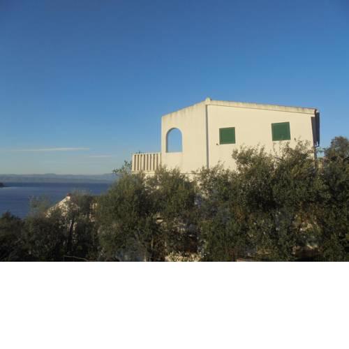 Apartments by the sea Necujam (Solta) - 16727