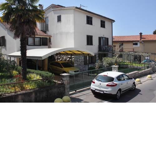 Apartments by the sea Njivice (Krk) - 5311