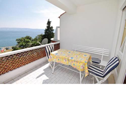 Apartments by the sea Novi Vinodolski - 5558