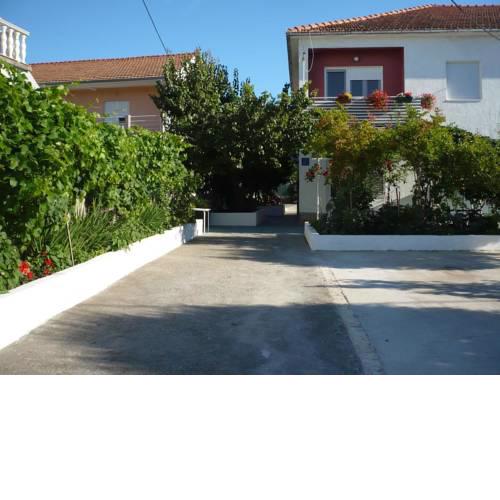 Apartments by the sea Okrug Donji (Ciovo) - 11144