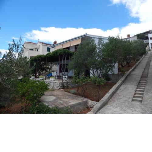 Apartments by the sea Okrug Donji (Ciovo) - 17078