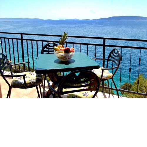 Apartments by the sea Okrug Donji (Ciovo) - 2101