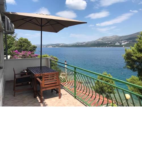 Apartments by the sea Okrug Donji (Ciovo) - 7607