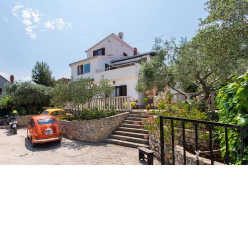 Apartments by the sea Okrug Gornji (Ciovo) - 6078