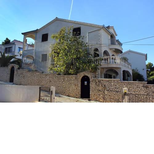 Apartments by the sea Okrug Gornji (Ciovo) - 8625