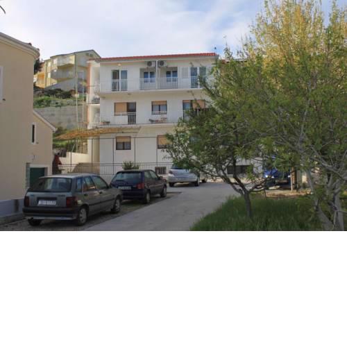 Apartments by the sea Orij (Omis) - 2810