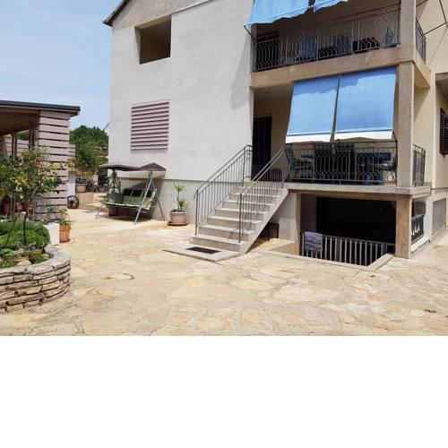 Apartments by the sea Pakostane (Biograd) - 18020
