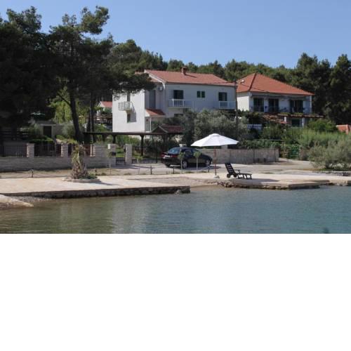 Apartments by the sea Pasman - 8219