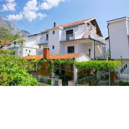 Apartments by the sea Podaca (Makarska) - 2575