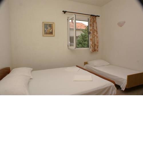 Apartments by the sea Podaca (Makarska) - 2617