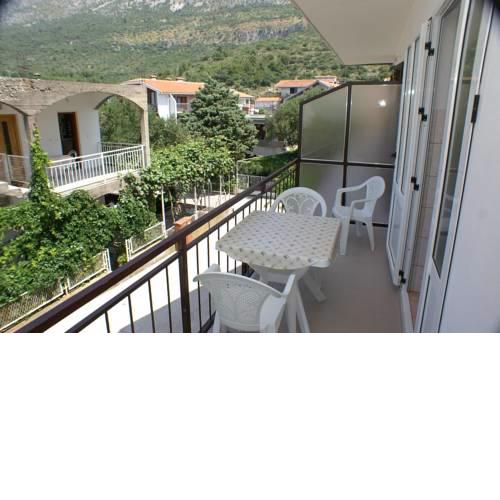 Apartments by the sea Podaca (Makarska) - 2783