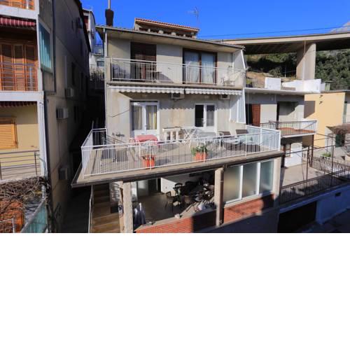 Apartments by the sea Podgora (Makarska) - 16476