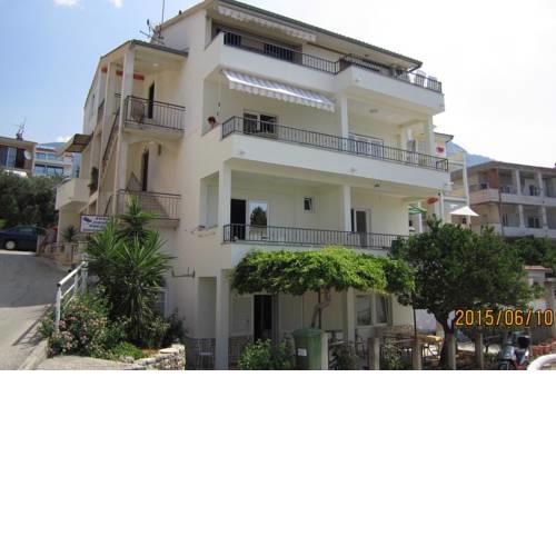 Apartments by the sea Podgora (Makarska) - 4782