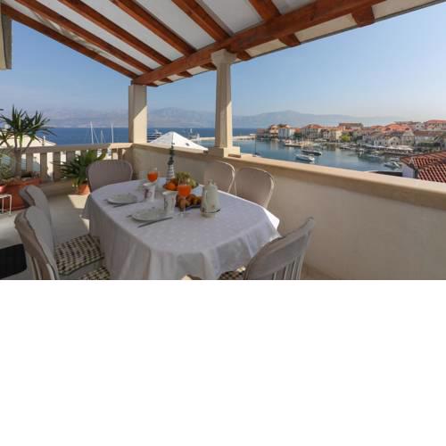 Apartments by the sea Postira (Brac) - 6053