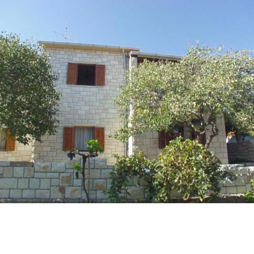 Apartments by the sea Postira (Brac) - 738