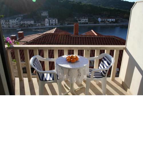 Apartments by the sea Povlja (Brac) - 2955