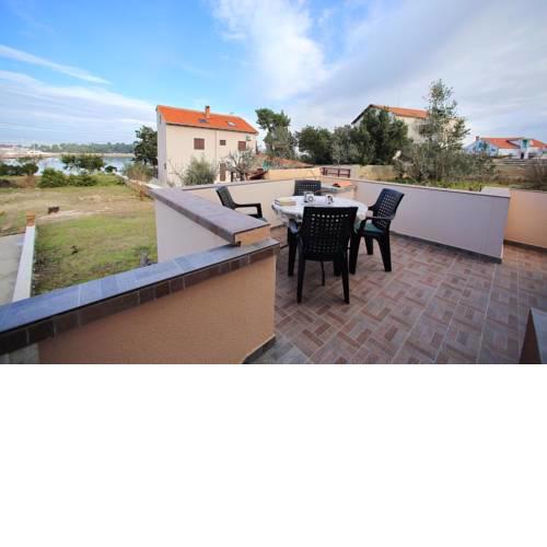 Apartments by the sea Preko (Ugljan) - 11914