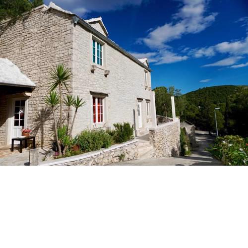 Apartments by the sea Pucisca (Brac) - 2927