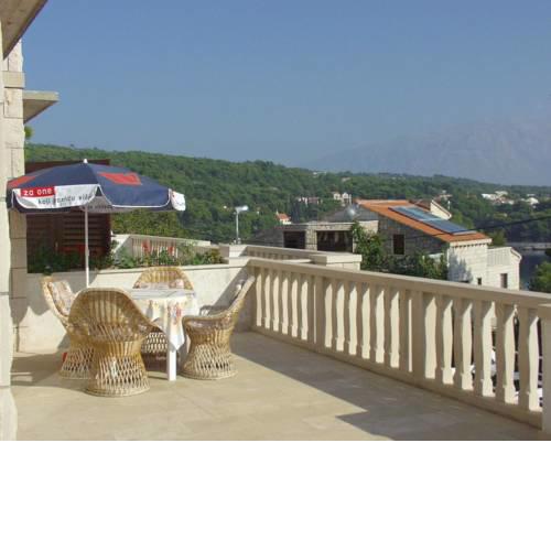 Apartments by the sea Puntinak (Brac) - 736
