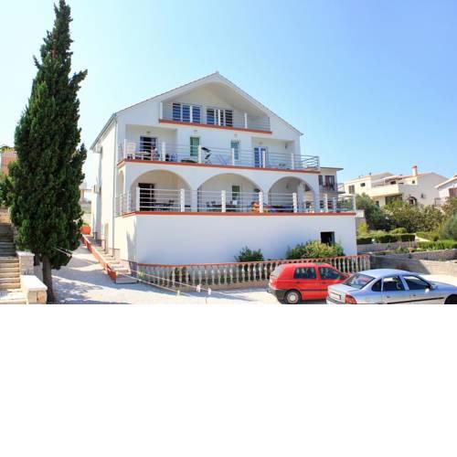 Apartments by the sea Razanj (Rogoznica) - 10318