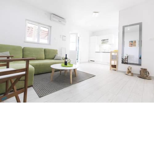 Apartments by the sea Seget Vranjica (Trogir) - 1037